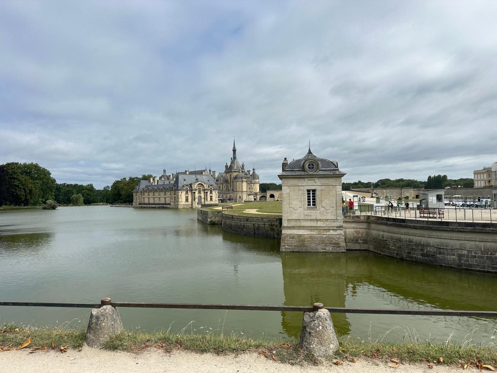 Immodely & La Magie De Disney Serris Exteriör bild